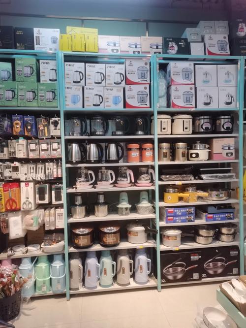 中东路一站式购物 小百货批发零售店的便捷与实惠